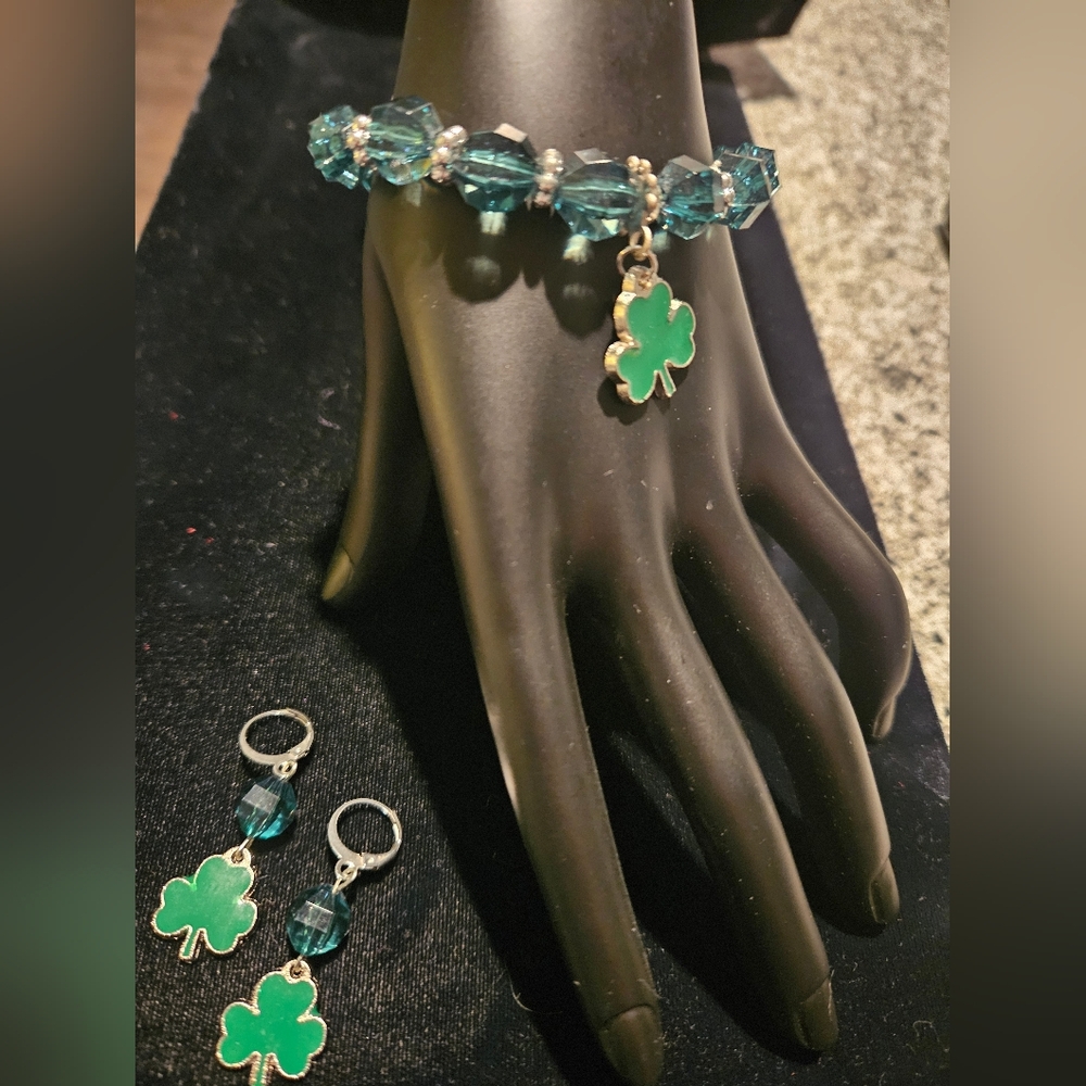 Elegant Green Jewelry Set